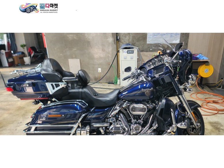 할리데이비슨 CVO 울트라 클래식 2018년식 2018년식 할리데이비슨 CVO Ultra Limited 115주년 에디션 (Vehicle Number 159)