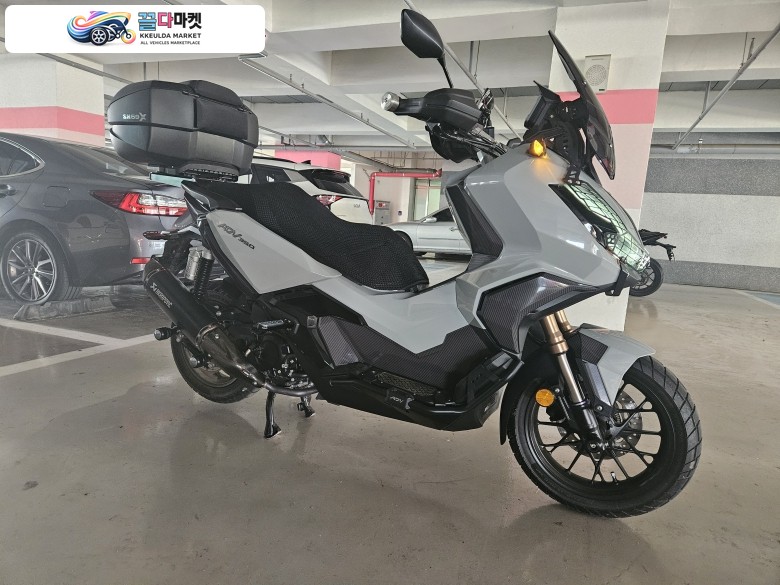 혼다 ADV 350 2023년식 ADV350그레이 튜닝바이크 팝니다