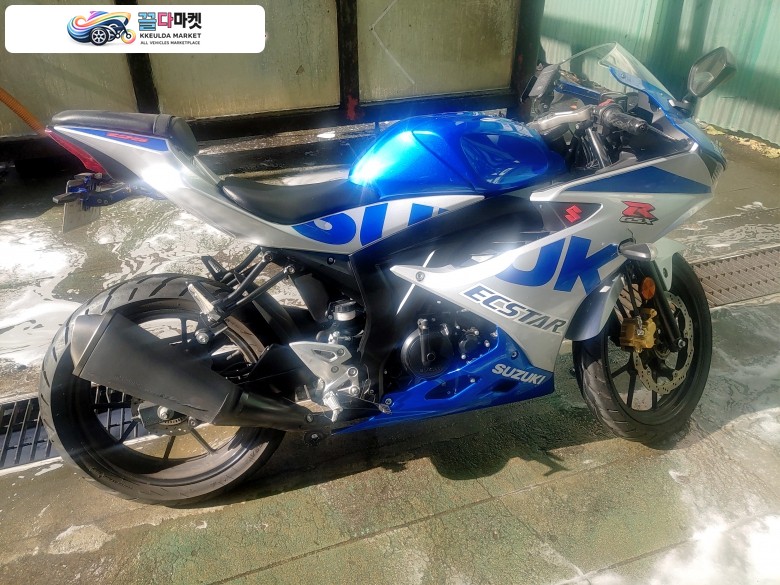 스즈끼 GSX R 125 ABS 2021년식 스즈키 gsxr 125 21년식 판매합니다.