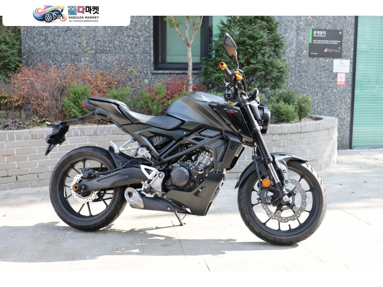 혼다 CB 125 R 2023년식 혼다cb125r 중고 판매 합니다 대차 가능합니다