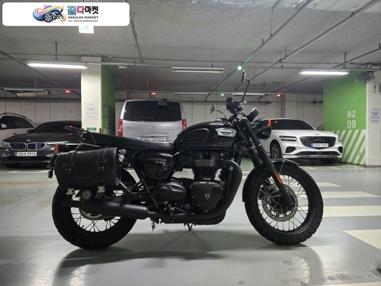 트라이엄프 본네빌 T100 2018년식 본네빌t100