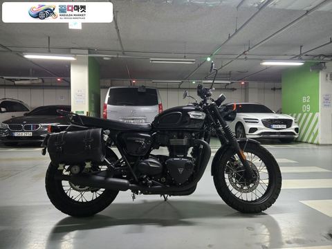 트라이엄프 본네빌 T100 2018년식 본네빌t100