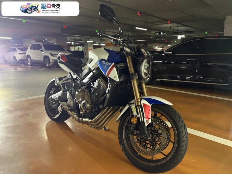 혼다 CB 650 R ABS 2020년식 20년식 cb650r 아크라 풀배기 7xxx키로 주행 판매