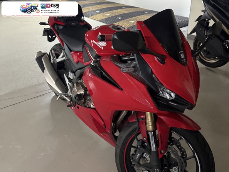 혼다 CBR 500 R 2023년식 cbr 500r 판매합니다