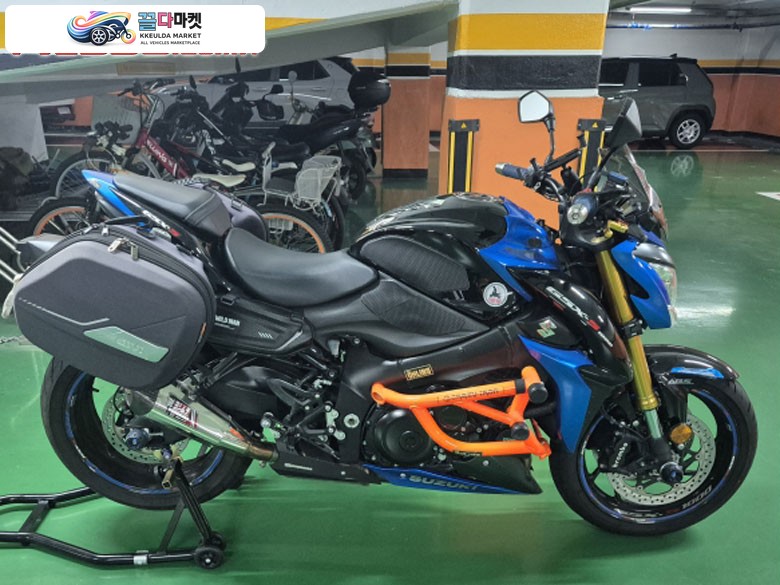 스즈끼 GSX S 1000 2018년식 스즈키 GSX-S1000 팔아여