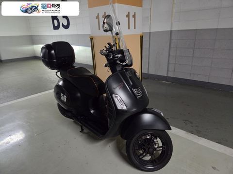베스파 GTS 300 슈퍼 2015년식 VESPA GTS300 SUPER