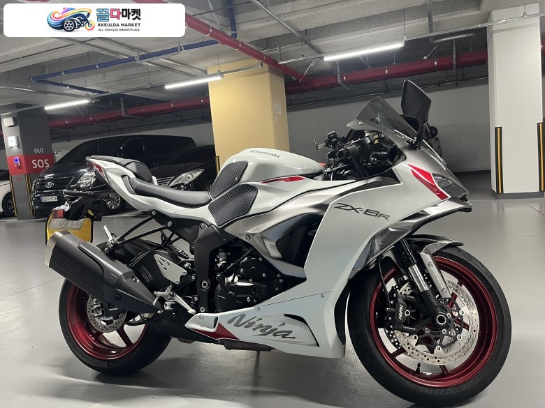 가와사키 닌자 6 R 2025년식 2025 ZX6R 판매합니다!