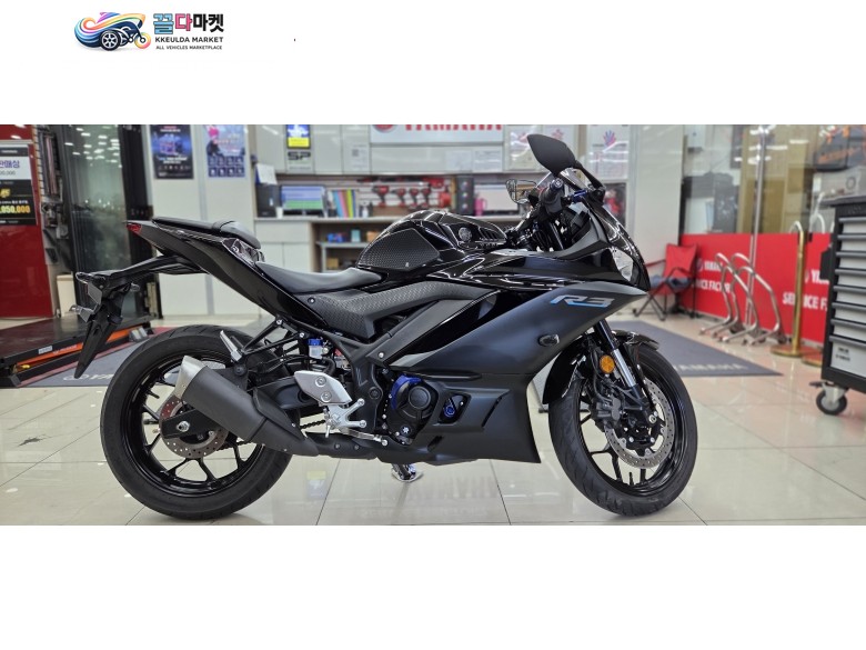 야마하 YZF R3 2023년식 23년식 신차급 YZF R3 차량판매 합니다.