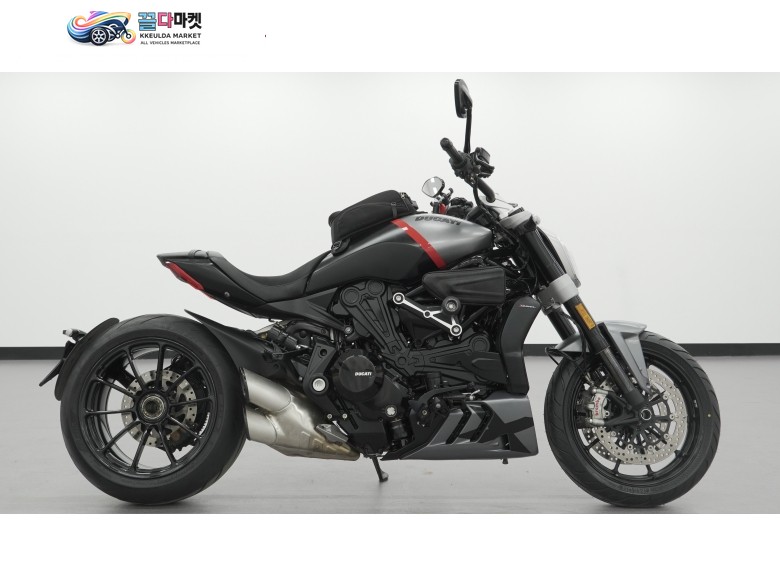 두카티 X 디아벨 블랙스타 2021년식 [ 매버릭바이크 ] 실주행 15,000km, 관리 상태 우수한 두카티 X디아벨 블랙스타 판매합니다.