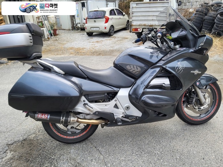 혼다 ST 1300 2006년식 ST1300 팝니다