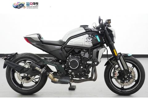 CF모토 700 CLX 스포츠 2022년식 [ 매버릭바이크 ] 옵션 약 200만 원 장착된 CF모토 700 CL-X 스포츠 판매합니다.