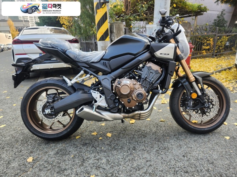 혼다 CB 650 R ABS 2024년식 24년 CB650R MT 프로모션 적용차량 판매