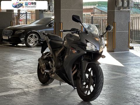 혼다 CBR 500 R 2015년식 혼다 CBR500RR 15년식 SC머플러 구변완료차량 판매합니다