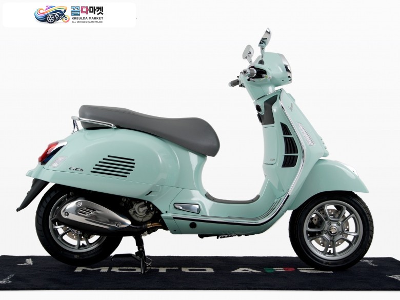 베스파 GTS 300 클래식 2025년식 [베스파공식]무료배송+카드무이자 16개월, 신형 GTS 300 클래식 - 그린 릴렉스