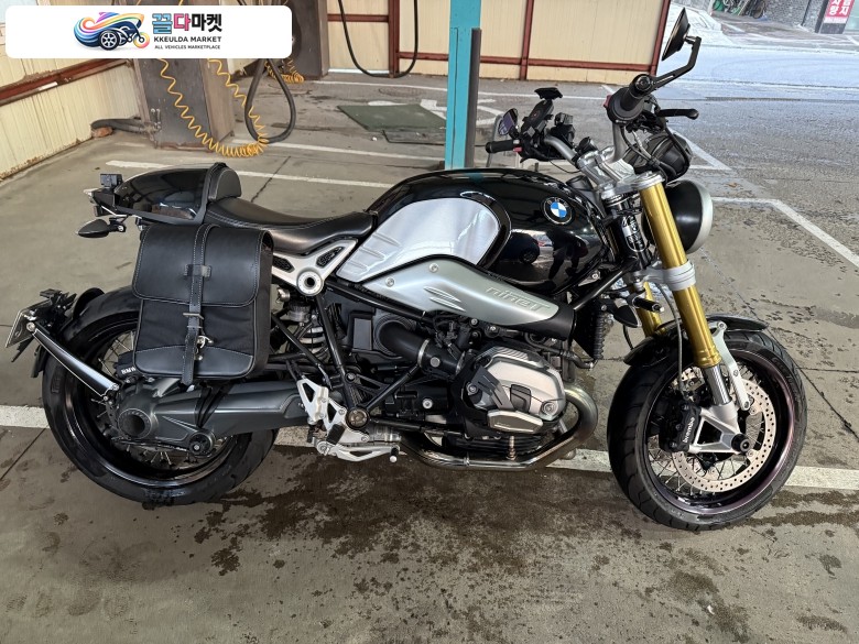 BMW R 나인 T 2015년식 알나인티 분양합니다