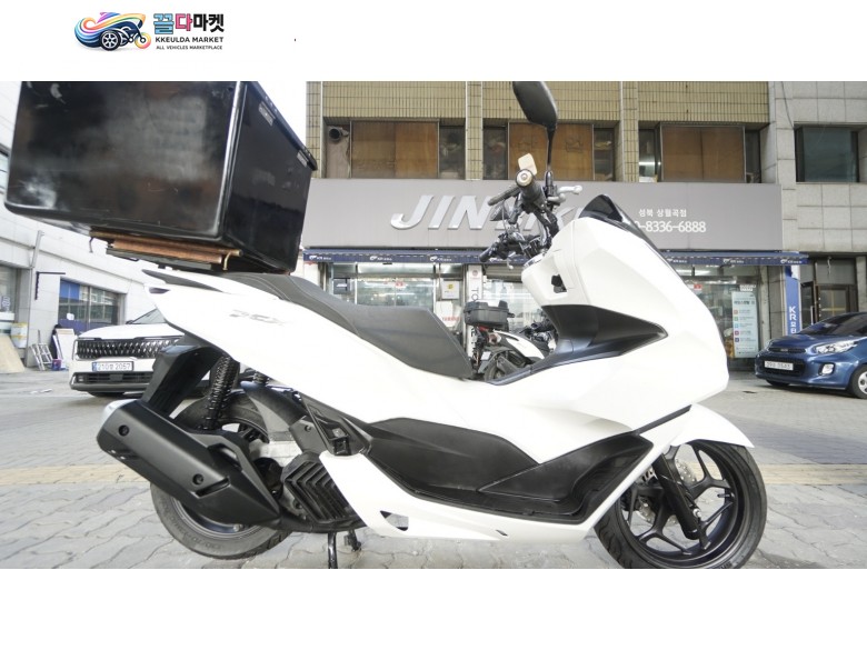 혼다 PCX 125 CBS 2021년식 소모품 완전 빵빵하고 배달풀세팅 되어있는2021년PCX125 팝니다