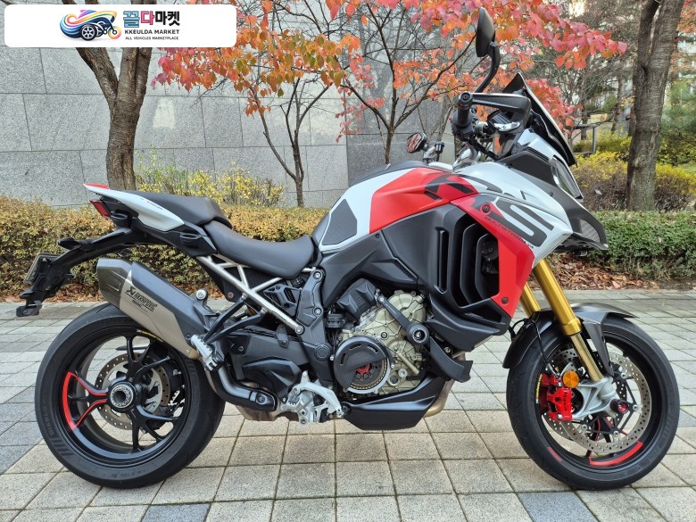 두카티 멀티스트라다 V4 RS 2024년식 24년 멀티스트라다 RS 대차