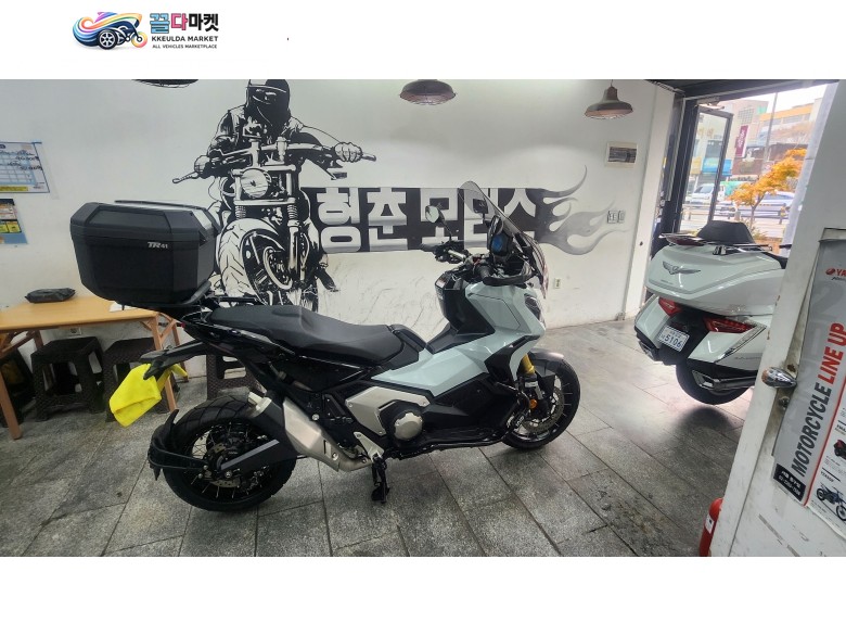 혼다 X ADV 2024년식 형춘모터스 24년식 7069키로 X ADV750 판매합니다.