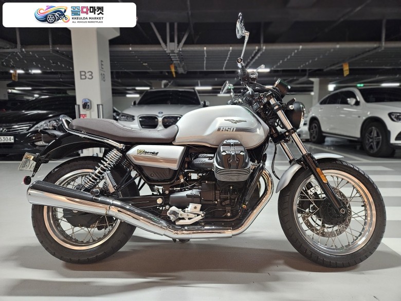 모토구찌 V7 850 SPECIAL 2021년식 모토구찌 V7 850 스페셜 100주년 한정판
