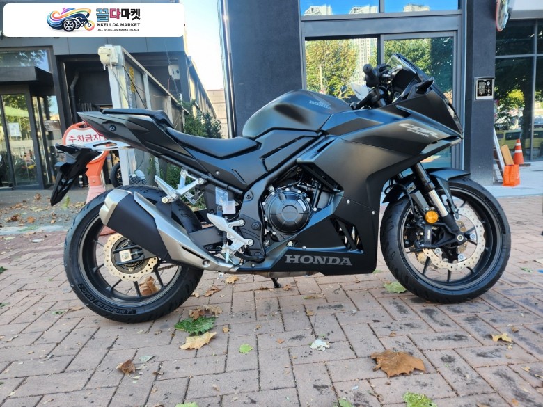 혼다 CBR 500 R 2025년식 25년 CBR500R 블랙 레드 신차 판매(엔트리프로모션 적용 가능)