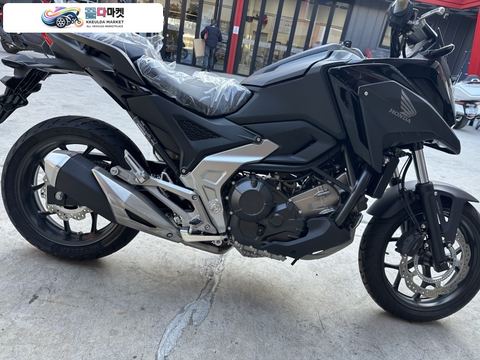 혼다 NC 750 X 2023년식 23년식 NC750X 블랙컬러 신차 판매