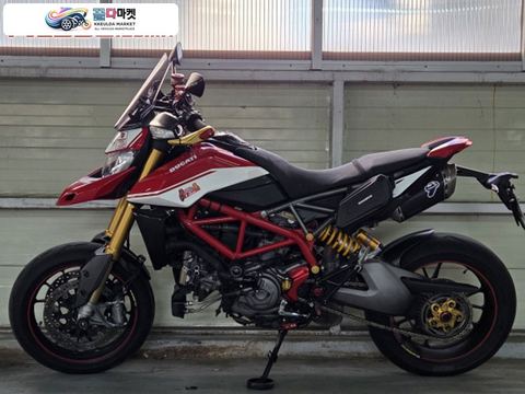두카티 하이퍼모타드 1100 EVO SP 2019년식 19년식 두카티 하이퍼모타드1000  팝니다