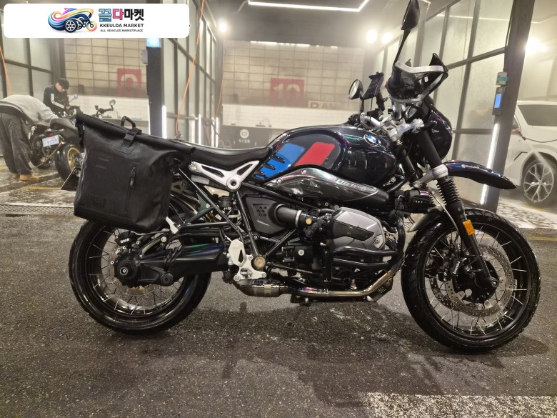 BMW R 나인 T 어반 GS 2023년식 23년식 알나인티 어반gs. 튜닝 다수