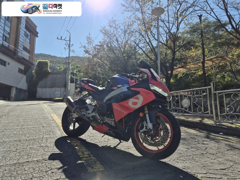 아프릴리아 RS 660 2022년식 2022년식 아프릴리아 RS660 판매합니다~!