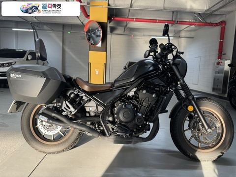 혼다 레블 500 2023년식 레블500 2023년식 7100km 준 풀튜닝 팝니다 머플러 구변O