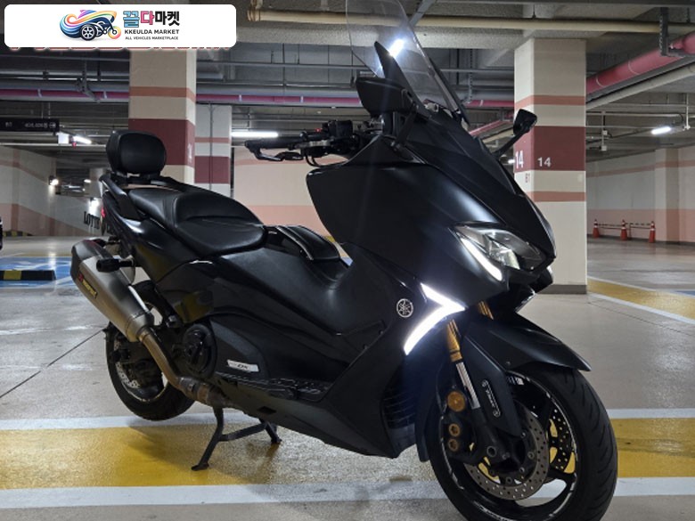 야마하 티맥스 DX 2019년식 컨디션,셋팅 아주좋은 TMAX DX 아크라