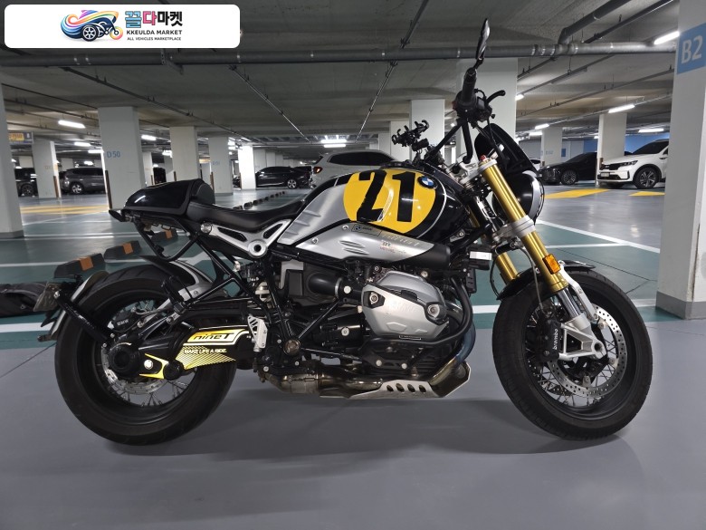 BMW R 나인 T 2018년식 BMW R9T 노멀 18년식 유로4 빈티지에디션 한정판 풀파츠 튜닝 판매합니다