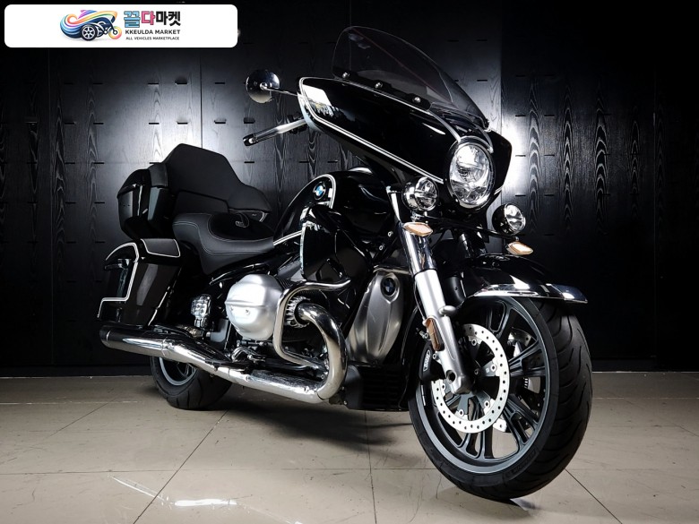 BMW R 18 트랜스컨티넨탈 2023년식 [BMW 공식모델] R18TC 럭셔리 투어러 (2024년 4월 출고) - BMW모토라드 공식 보증 워런티 2027년 4월 - 후진 기어 탑재 최상위 모델 - 무사고 관리잘된 신차급 홈서비스 중고매물 - 정직한 최고가 대차 및 매입을 도와드립니다.