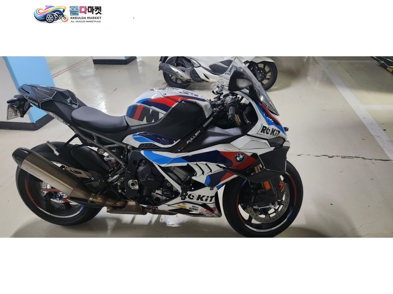 BMW S 1000 RR 2025년식 BMW S1000RR 2025년식 블루스톤 메탈릭