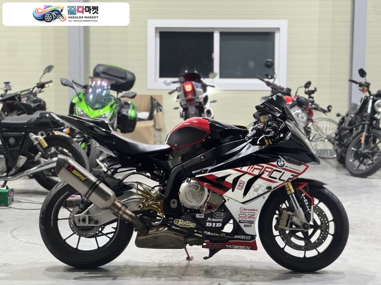 BMW S 1000 RR 2014년식 BMW s1000rr 14년식 딱7만키로 아크라구변 상태좋은차량 판매중