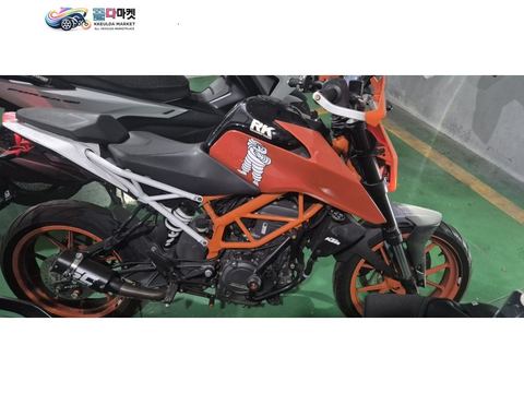 KTM 390 듀크 2018년식 듀크 390  저렴하게 판매합니다.18년 220만
