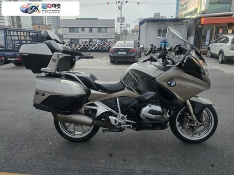 BMW R 1200 RT 2016년식 16년식 r1200rt 아크라 구변완료 그 외 풀옵션 저렴하게 보냅니다.