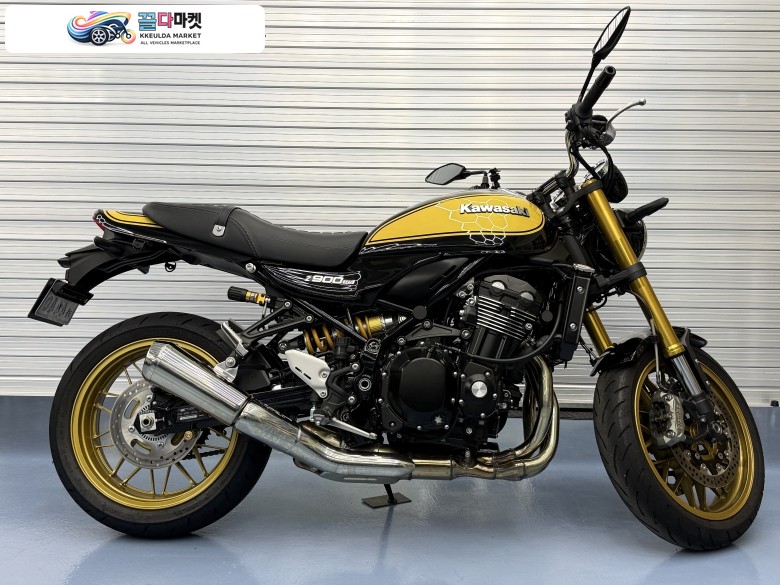 가와사키 Z 900 RS SE ABS 2023년식 가와사키 Z900RS SE 신차급 팝니다.