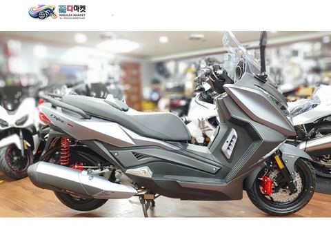 K&C 에릭 300 2022년식 ［동서울모터랜드-매입대차］에릭 300ABS 스마트_멧블랙 프로모션 22년식(카드무이자 최장 22~36개월할부!)