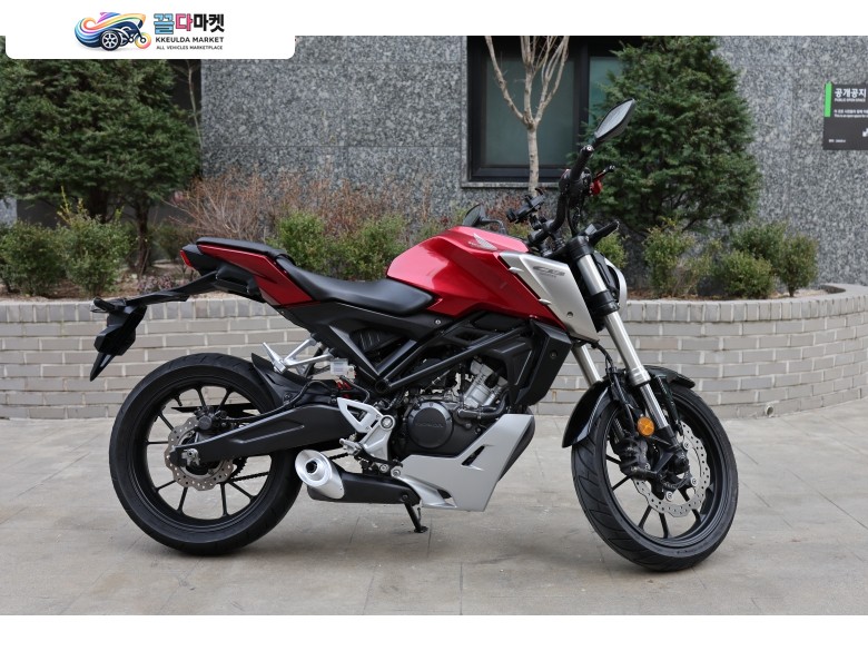 혼다 CB 125 R 2018년식 혼다 CB125R 18년식 | 인기 레드 | 3.5만km | 엔진 컨디션 굳- 대차가능