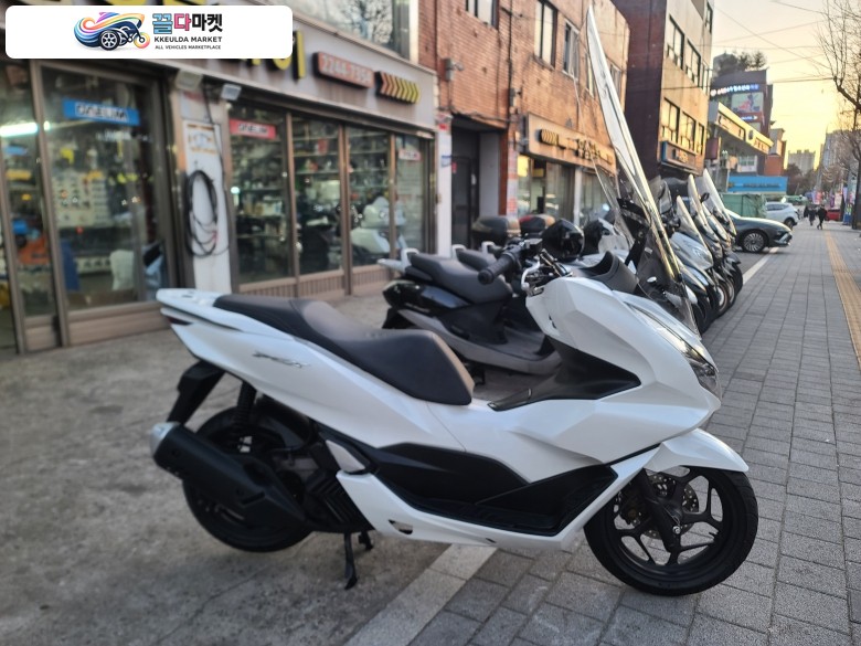 혼다 PCX 125 ABS 2022년식 유성바이크   전차종 매입가능   대차 가능
