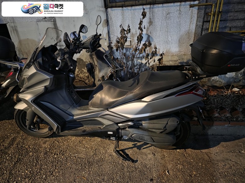 킴코 다운타운 ST 125 i 2015년식 15년식 다운타운st125i 판매합니다