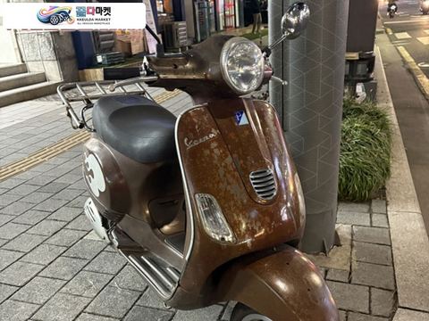 베스파 LX 125 2012년식 오래된 베스파 Vespa 부품용으로 50에 팝니다