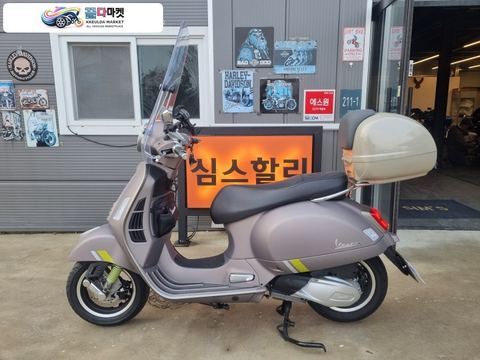 베스파 GTS 300 슈퍼테크 2024년식 24년식 슈퍼테크 판매 무꿍1인소유