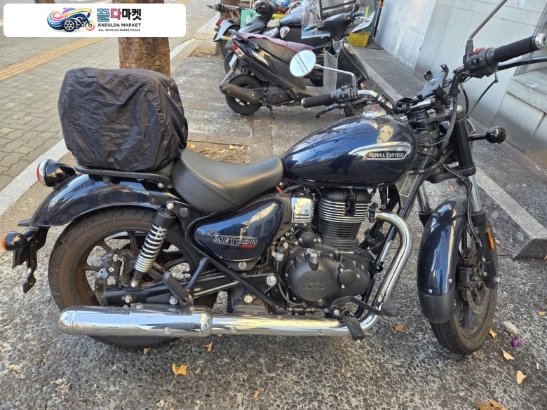 로얄엔필드 메테오 350 2022년식 22년식 메테오350 9,400km 판매해요