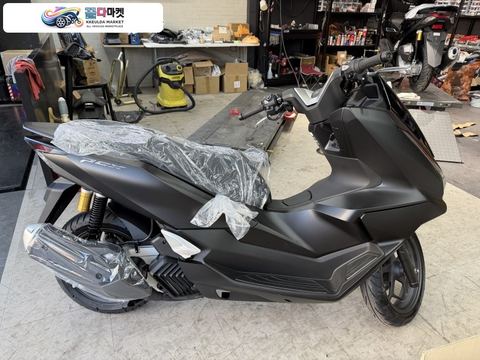 혼다 PCX 125 ABS 2026년식 혼다코리아 2026 PCX125 맷블랙 신차 2026년식 무광블랙 최장 16개월 무이자 카드 결제 26년식 신차 입고