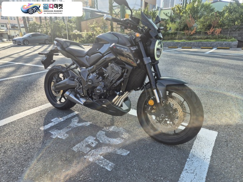 혼다 CB 650 R ABS 2023년식 혼다 cb650r  23년식 팝니다