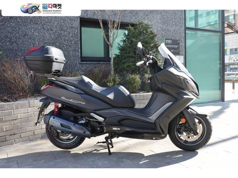 킴코 다운타운 ST 125 i ABS 2019년식 다운타운125 st abs 모델  중고  깔끔한것  팝니다   대차 가능