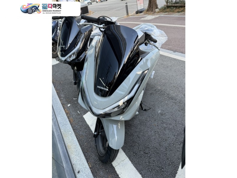 혼다 PCX 125 ABS 2026년식 혼다코리아 2026 PCX125 펄그레이 신차 2026년식 유광그레이 최장 16개월 무이자 카드 결제 26년식 신차 입고