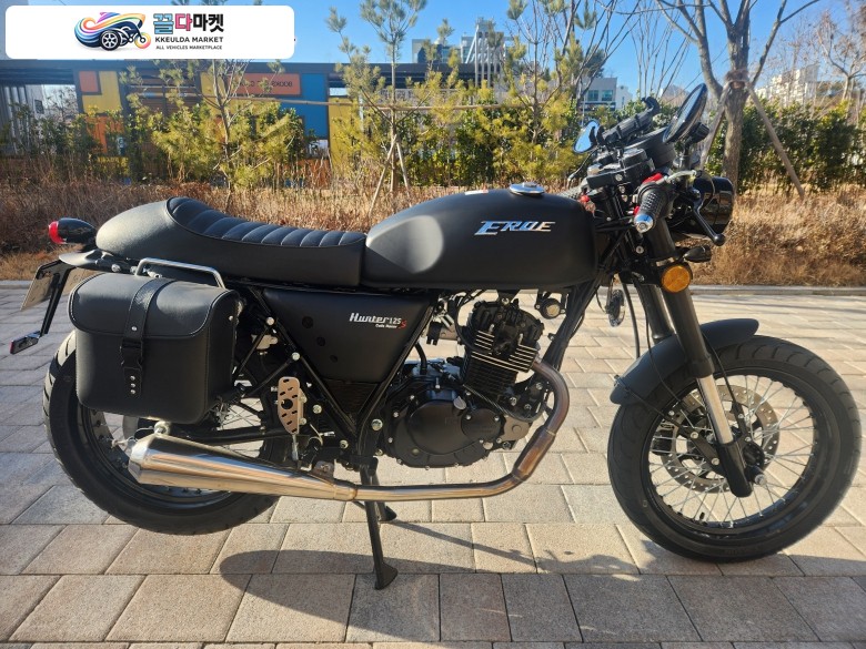 엘로이 헌터 125 S 2023년식 엘로이 헌터125 신차급 매물 1인소유 무사고 처분합니다(구매하고 안탔어요)