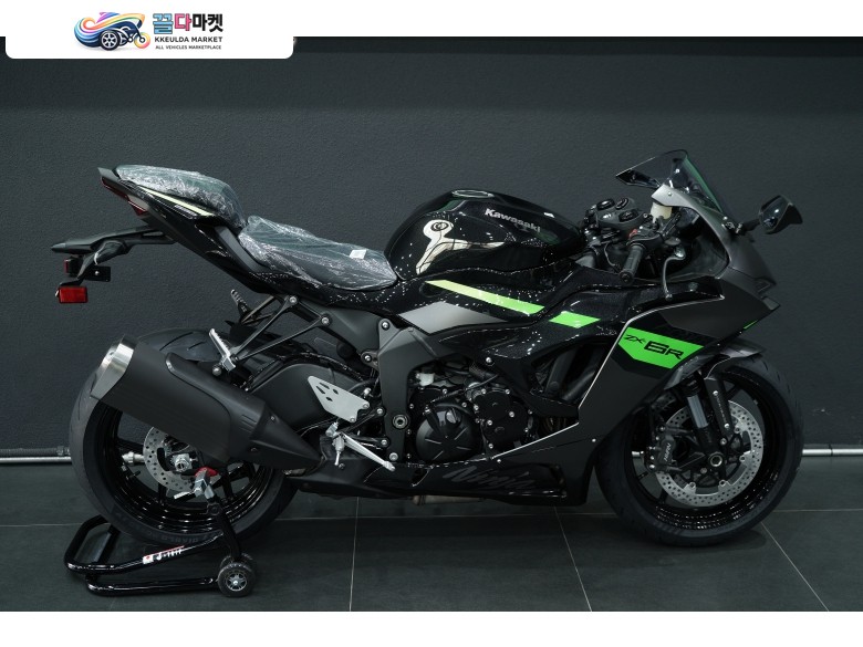 가와사키 닌자 6 R 2026년식 2026 ZX-6R 블랙컬러 판매 합니다